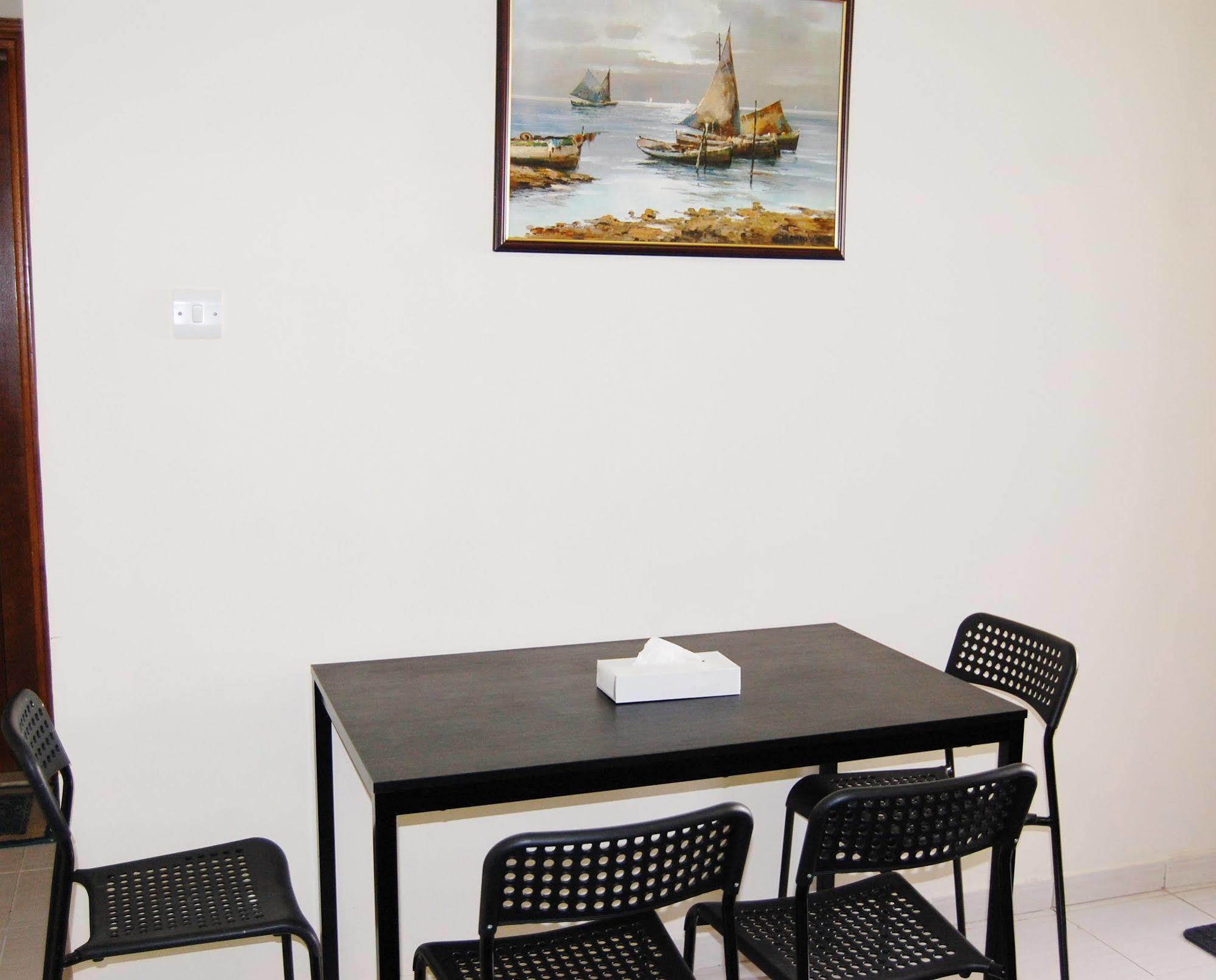 Al Ferdous Hotel Apartments Sharjah Buitenkant foto