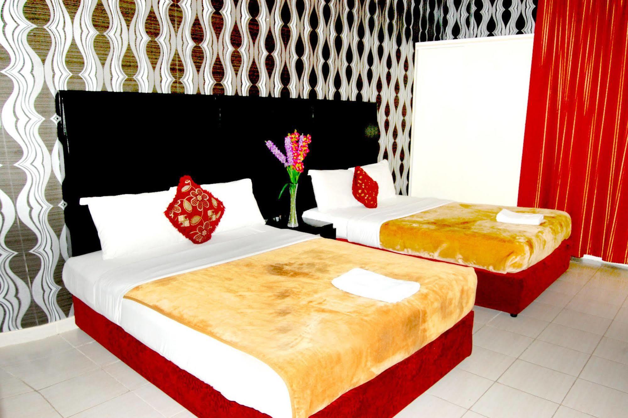 Al Ferdous Hotel Apartments Sharjah Buitenkant foto