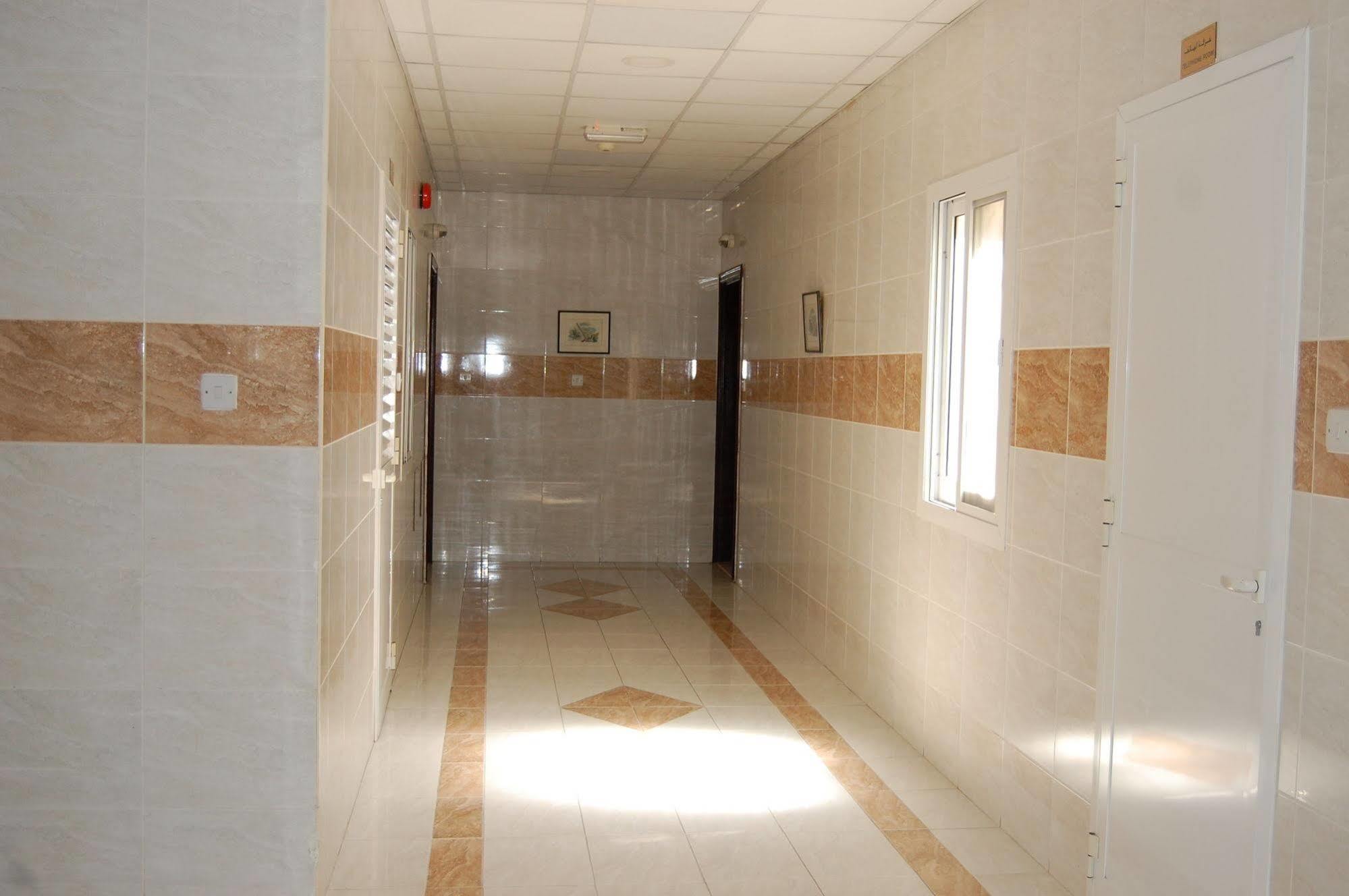 Al Ferdous Hotel Apartments Sharjah Buitenkant foto